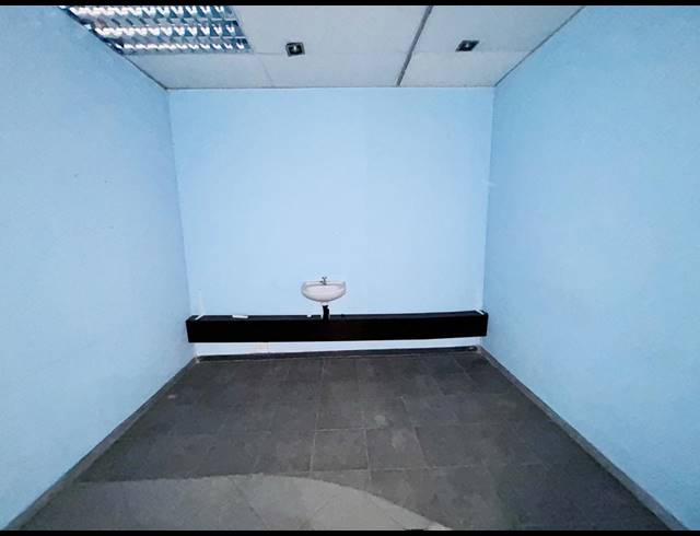 120M² OFFICE TO LET IN ISANDOVALE